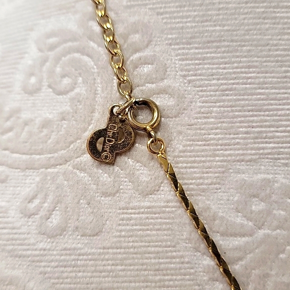 DIOR HEART VINTAGE NECKLACE - Picture 3 of 3